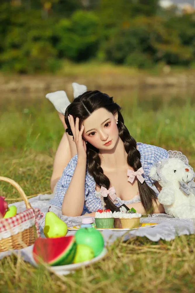 150cm/4ft11 C-cup Silicone Sex Doll – Kitto view 2