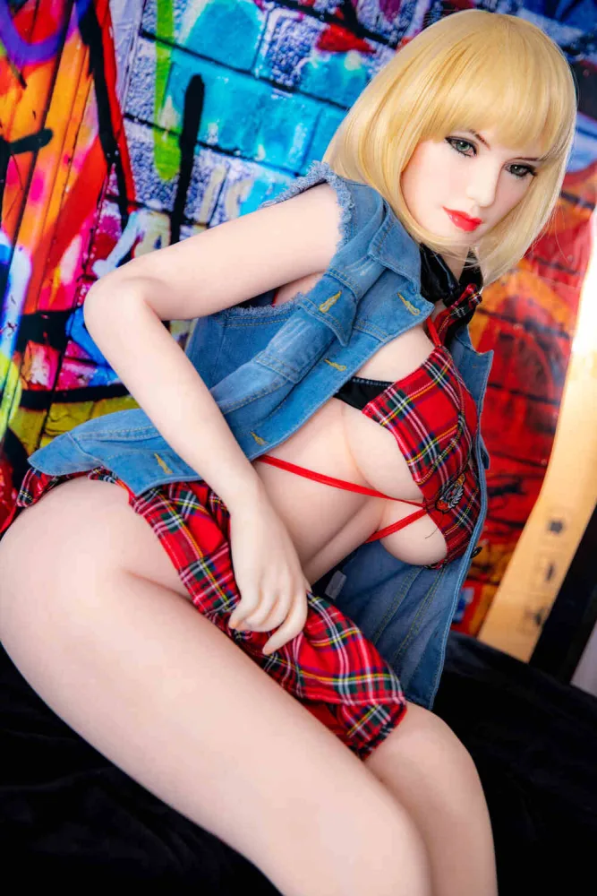165cm/5ft5 K-cup TPE Sex Doll – Zara Jeremy view 4