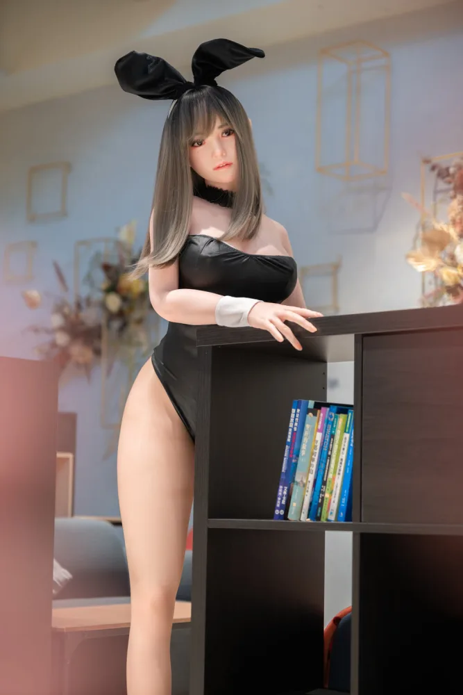 163cm/5ft4 F-cup Silicone Sex Doll – Yunxi view 3