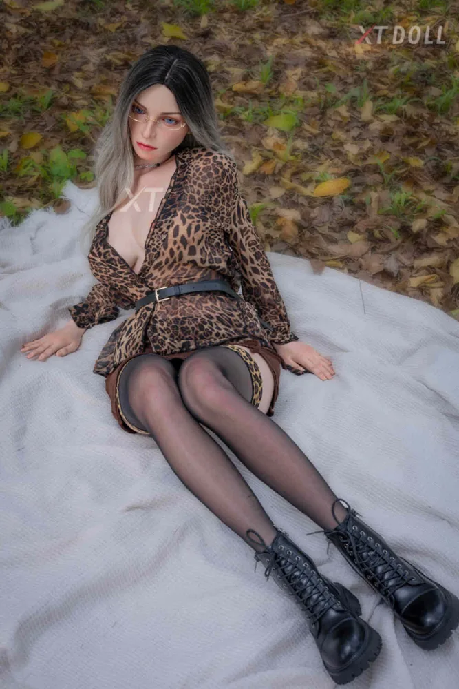 165cm/5ft5 E-cup Silicone Sex Doll – Melanie view 7