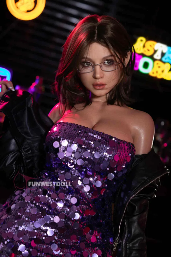 157cm/5ft2 G-cup Silicone Sex Doll – Lyra (Real Skin Texture Version) view 7