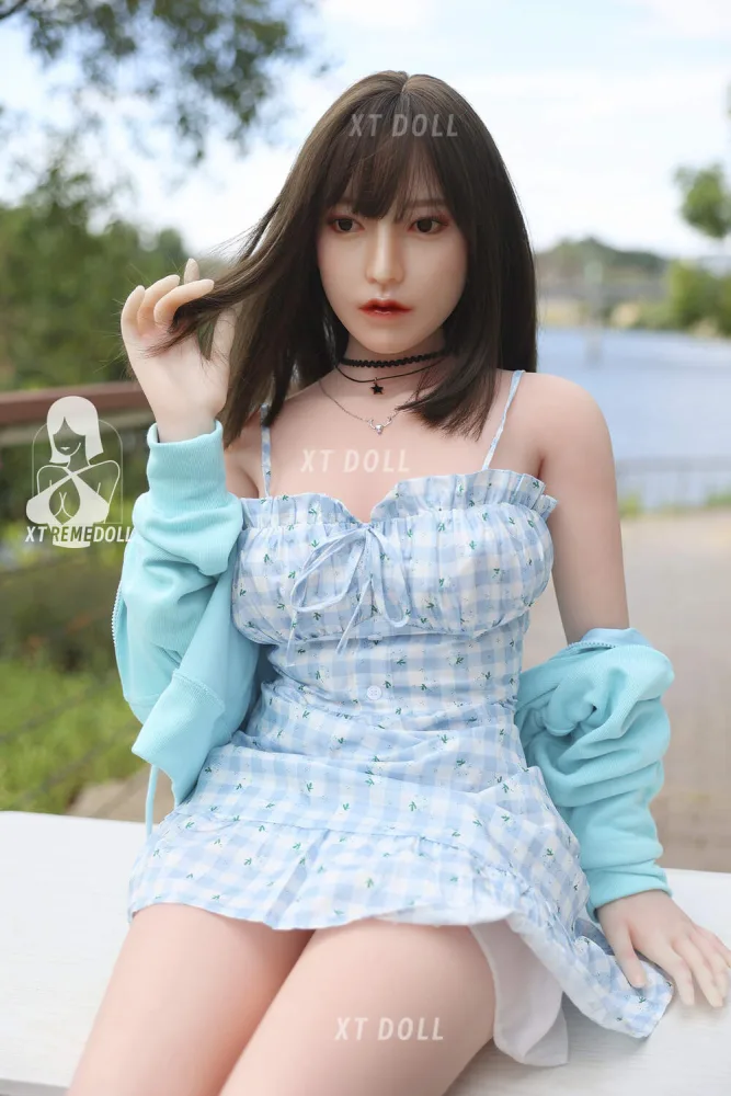 150cm/4ft11 D-cup Silicone Sex Doll – Eleanor view 1