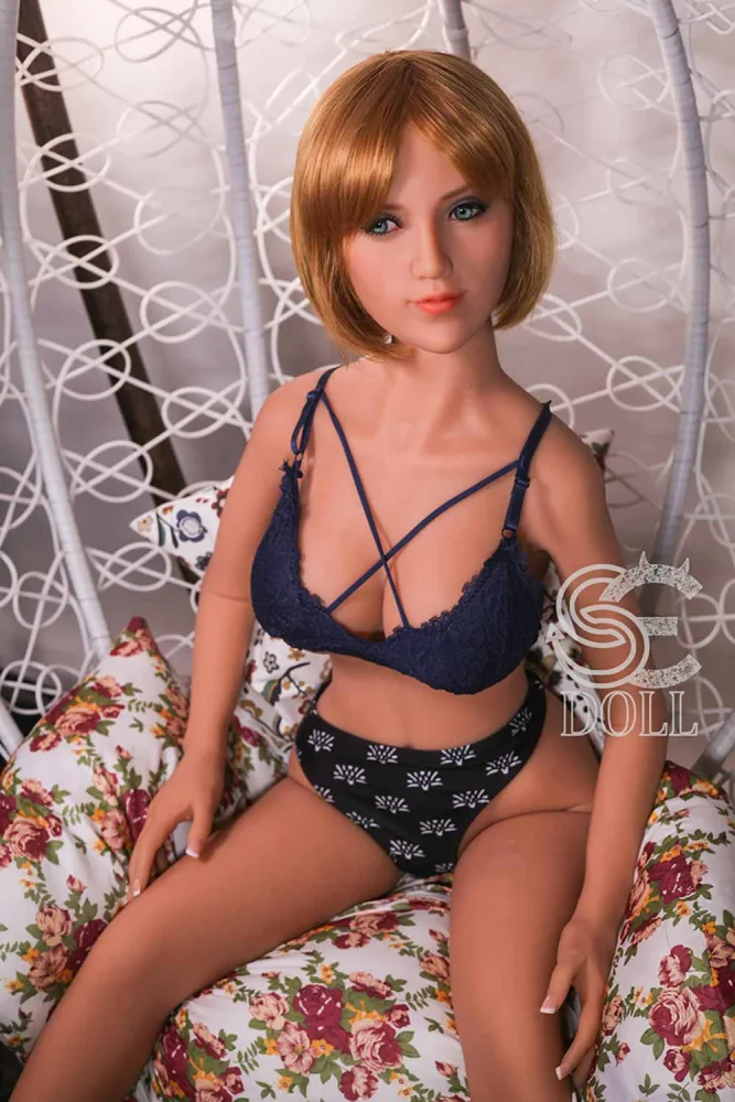 148cm/4ft10 D-cup TPE Sex Doll – Josie view 4