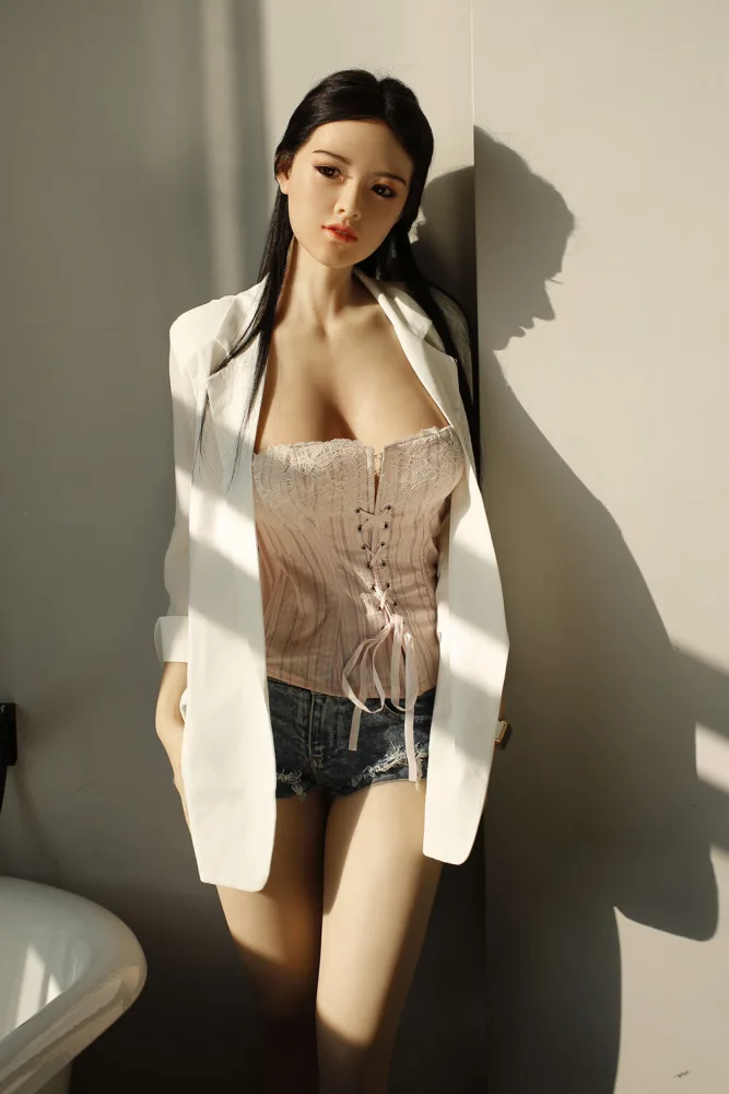 171cm/5ft7 C-cup Silicone Head Sex Doll – Irma view 3