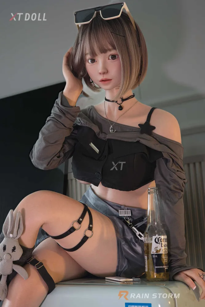 157cm/5ft2 D-cup Silicone Sex Doll – Susan view 1