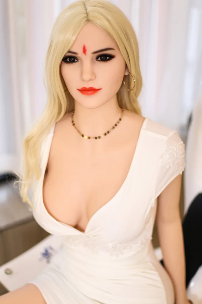 165cm/5ft5 C-cup TPE Sex Doll – Gladstone view 4