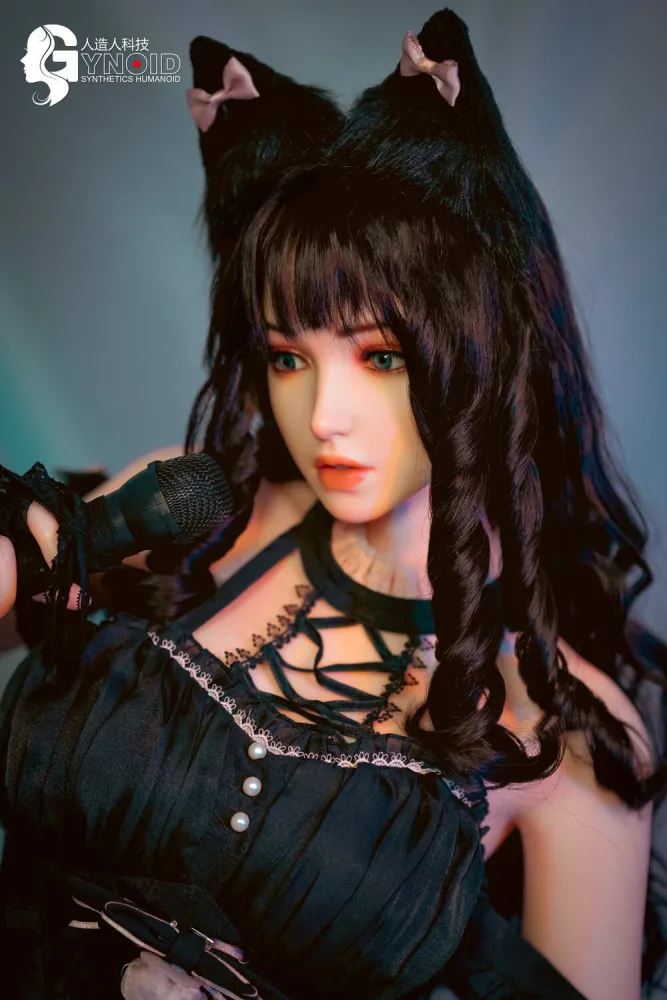168cm/5ft6 F-cup Hyper Realistic Silicone Sex Doll – Elina view 2
