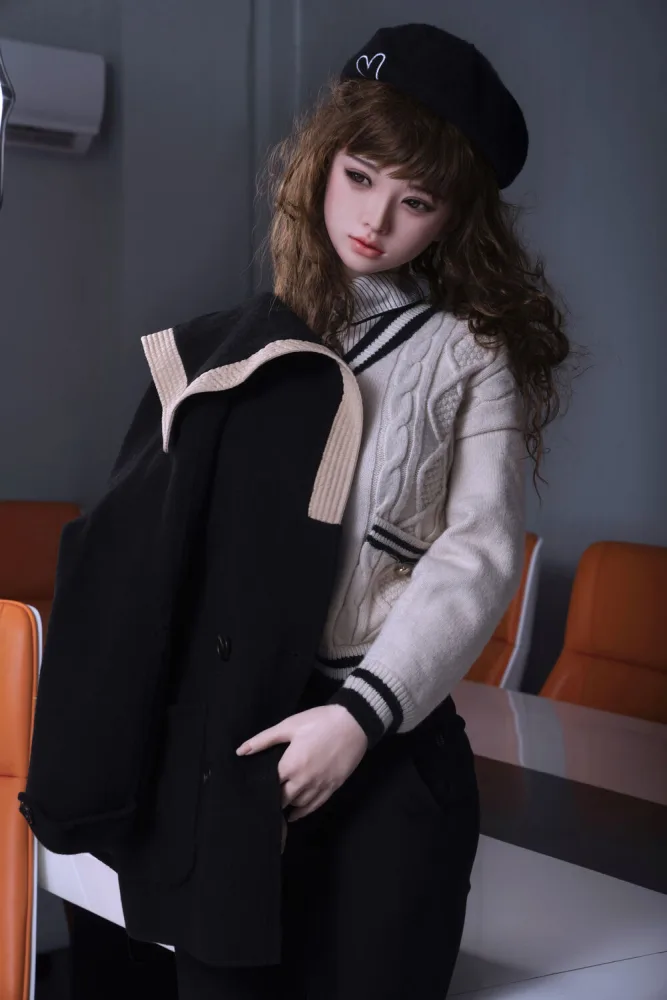 175cm/5ft9 I-cup Silicone Sex Doll – Yoyo (All-in-one) view 3