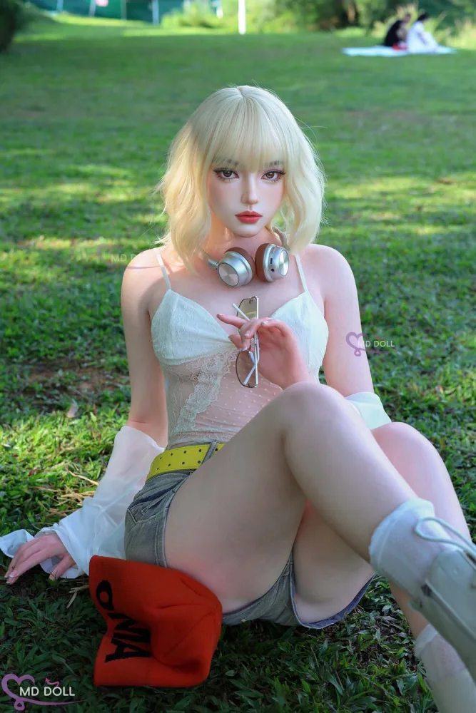 166cm/5ft5 D-cup Silicone Sex Doll – Seren view 8