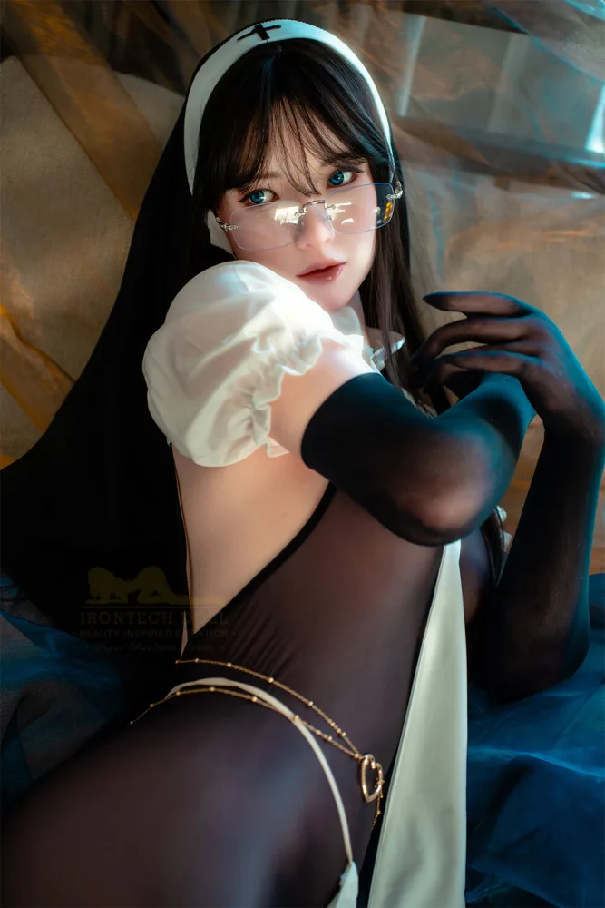 162cm/5ft4 Minus A-cup Silicone Sex Doll – Yeona view 8