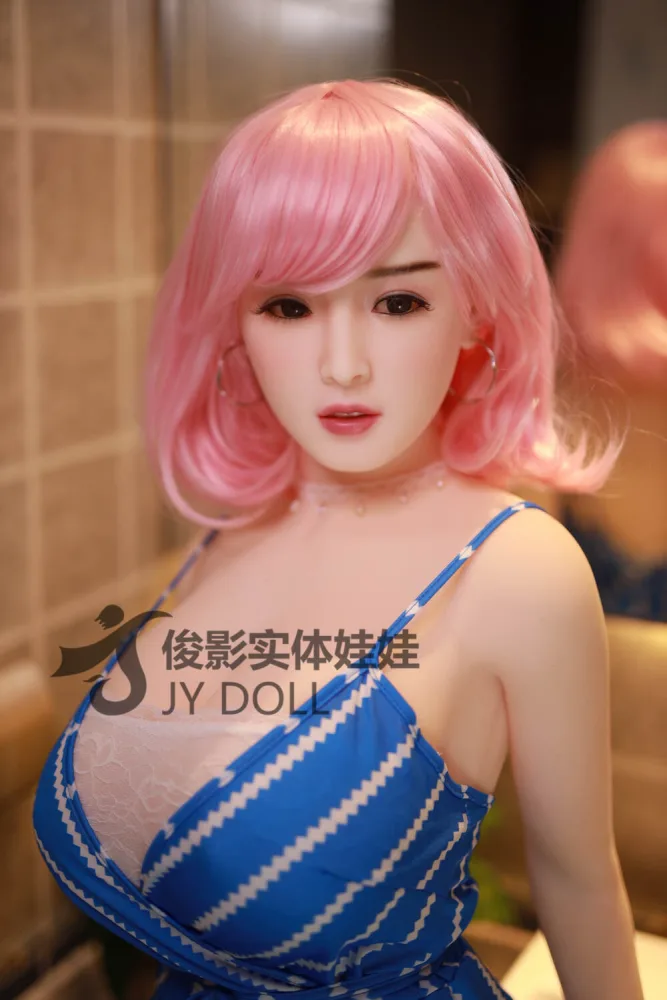 170cm/5ft7 H-cup TPE Sex Doll – Riva Lizzie view 5