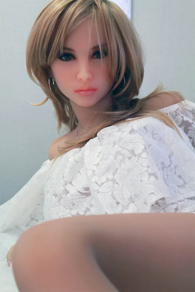 155cm/5ft1 G-cup TPE Sex Doll – Elina view 4