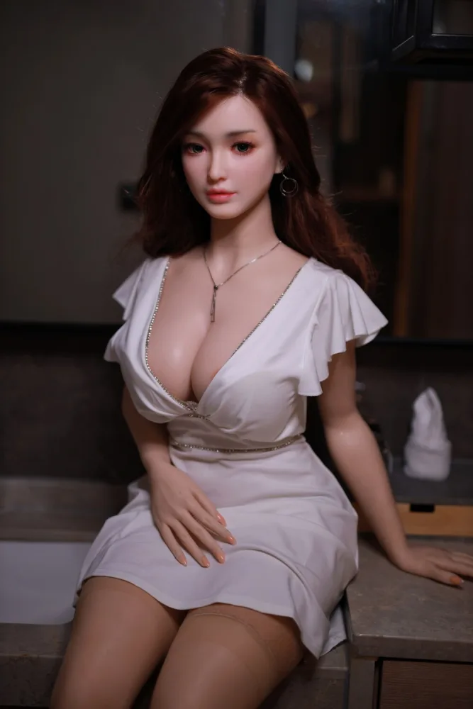 163cm/5ft4 F-cup Silicone Sex Doll – Tracy Norris view 7