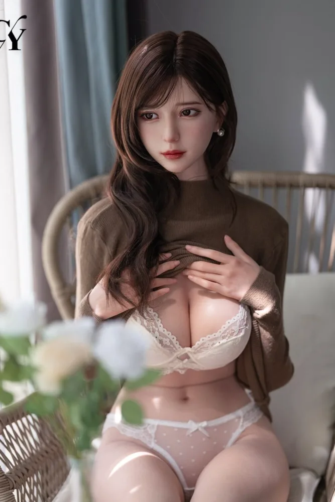 168cm/5ft6 F-cup Silicone Sex Doll – Una [In Stock | EU Only]