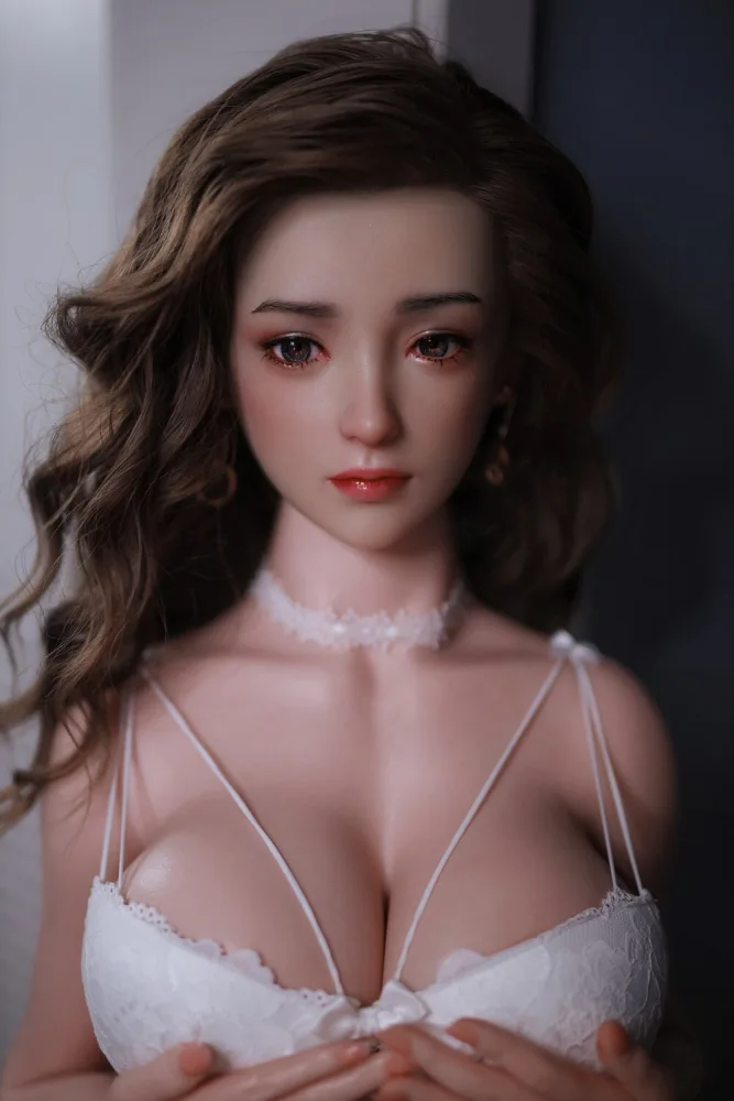 157cm/5ft2 F-cup Silicone Sex Doll – Laura Birrell view 7