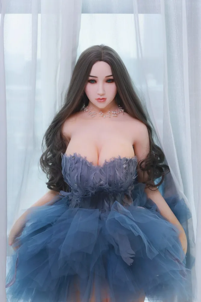 170cm/5ft7 H-cup TPE Sex Doll – Lisa Attlee view 7