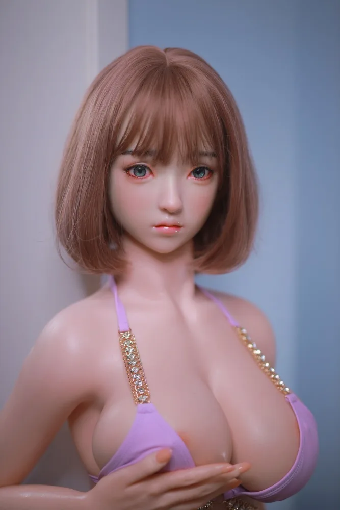 157cm/5ft2 D-cup Silicone Sex Doll – Hazel Wilde view 5