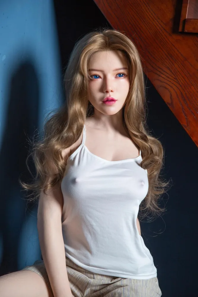 166cm/5ft5 D-cup Silicone Sex Doll – Vivi view 5