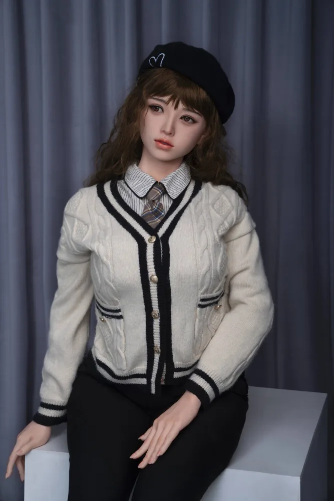 175cm/5ft9 I-cup Silicone Sex Doll – Yoyo (All-in-one) view 4