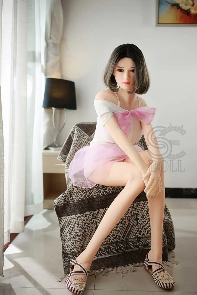 165cm/5ft5 D-cup TPE Sex Doll – Gwendolyn view 4