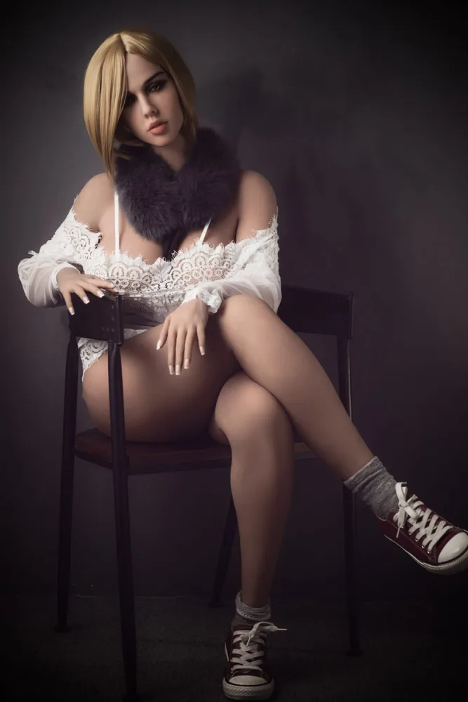 163cm/5ft4 H-cup TPE Sex Doll – Carlota view 6