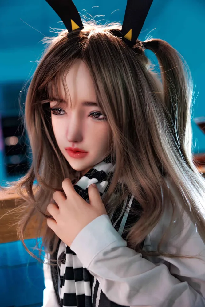 163cm/5ft4 F-cup Silicone Sex Doll – Zina view 5