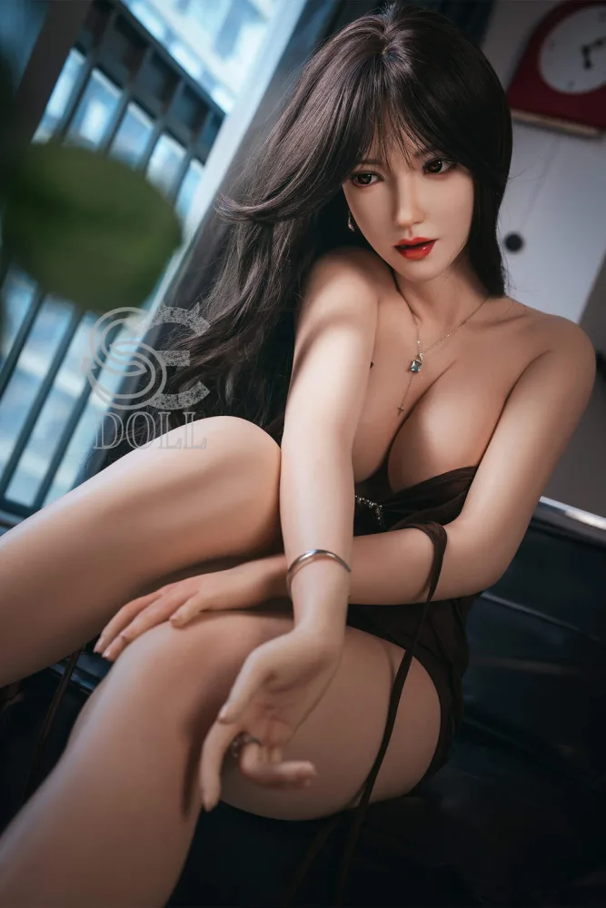 165cm/5ft5 C-cup Silicone Sex Doll – Queena.A view 8