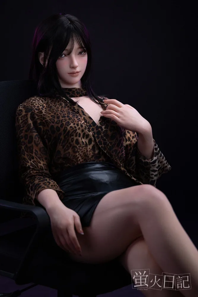 161cm/5ft4 B-cup Silicone Sex Doll – Linglong view 6