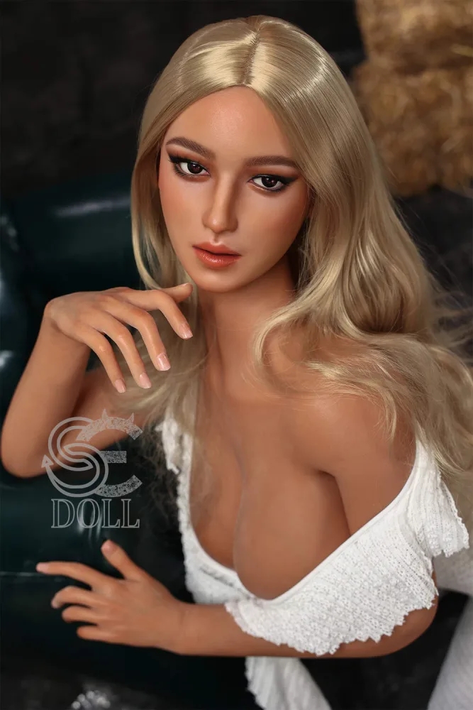T157cm/5ft2 H-cup Silicone Sex Doll – Xena.C (Real Skin Texture Version) view 3