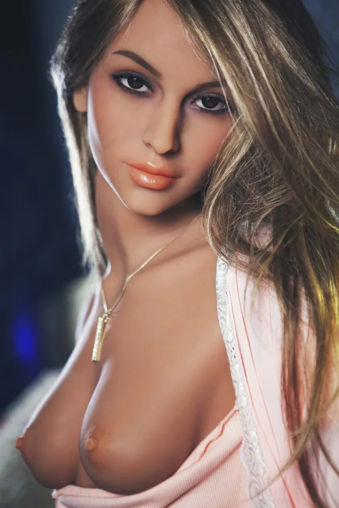 168cm/5ft7 F-cup TPE Sex Doll – Roxanne view 7