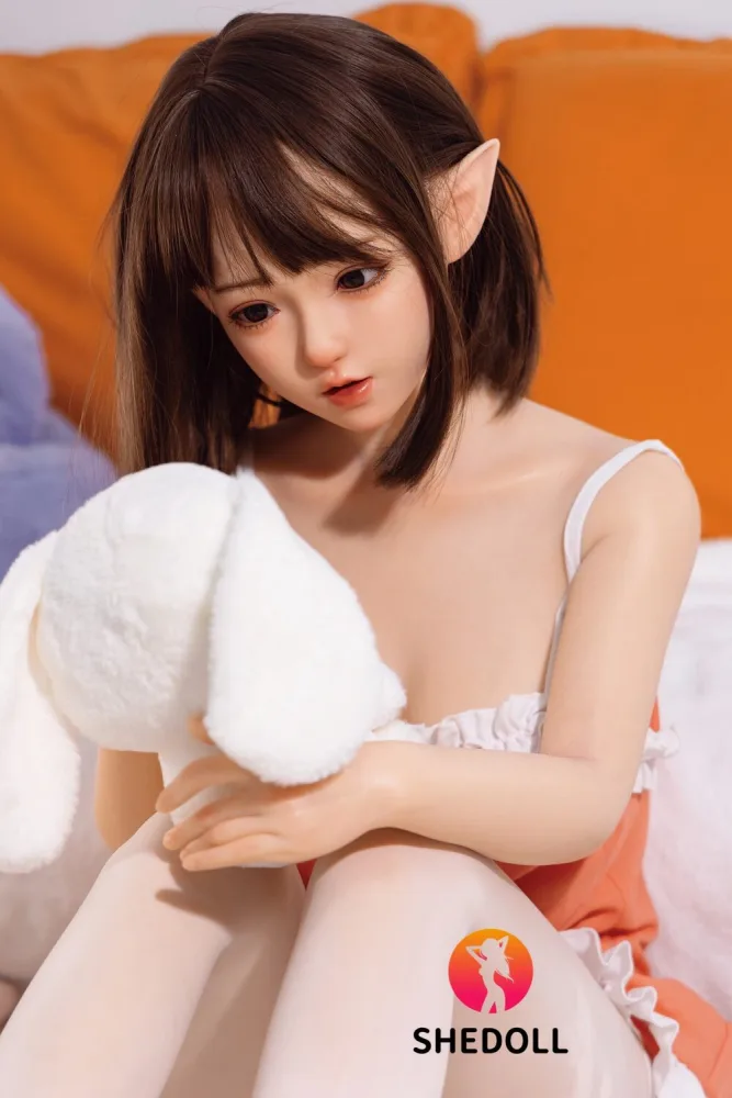 148cm/4ft10 C-cup Silicone Head Sex Doll – Erin view 3