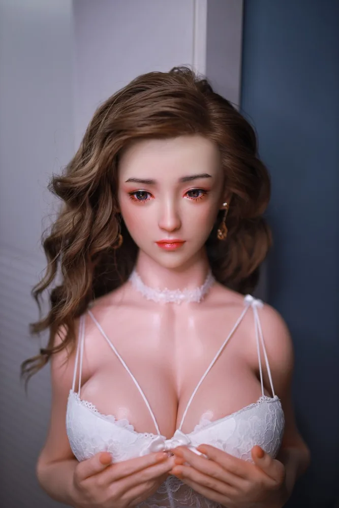 157cm/5ft2 F-cup Silicone Sex Doll – Laura Birrell view 8