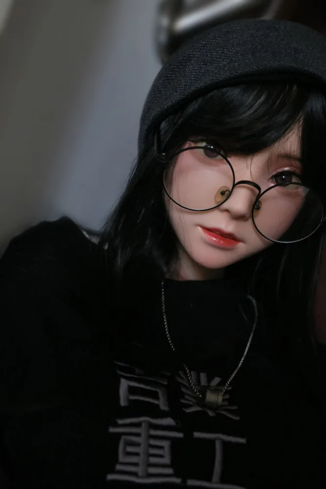 148cm/4ft10 C-cup Silicone Head Sex Doll – Edward view 6