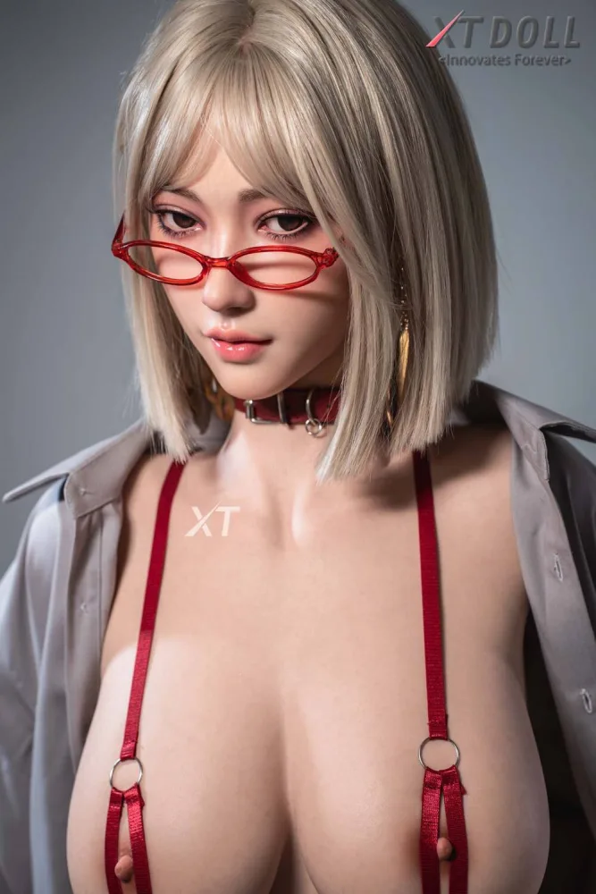 165cm/5ft5 E-cup Silicone Sex Doll – Luna view 6