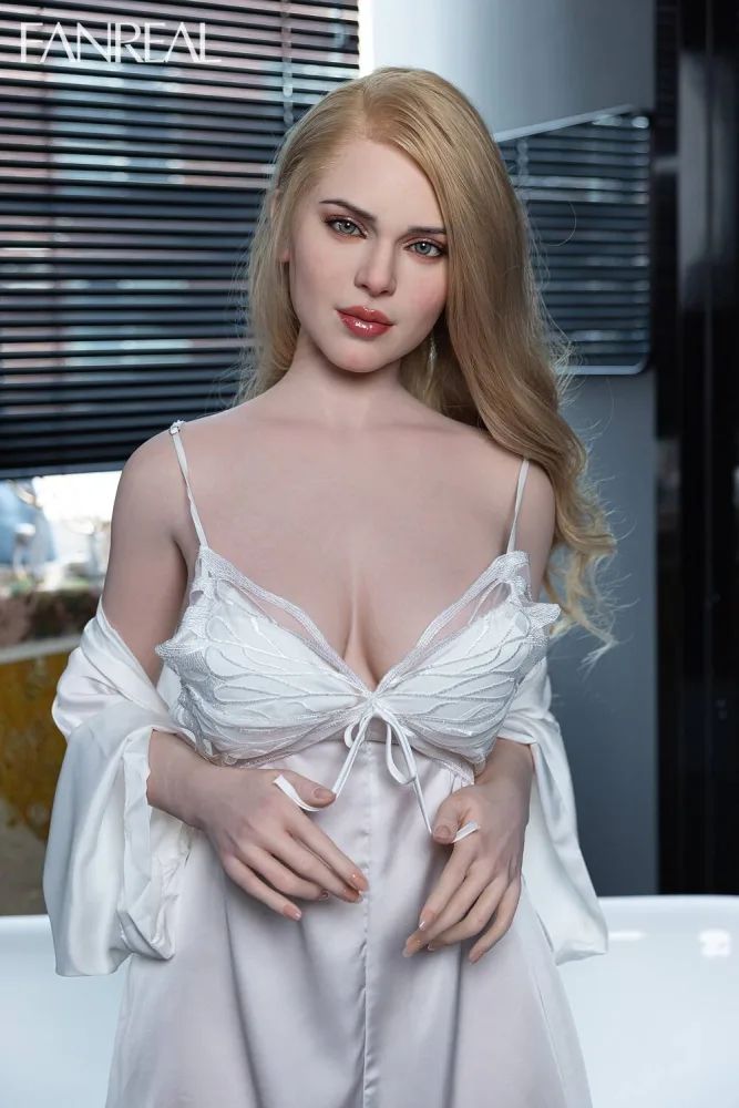 155cm/5ft1 F-cup Silicone Sex Doll – Gina (Real Skin Texture Version)