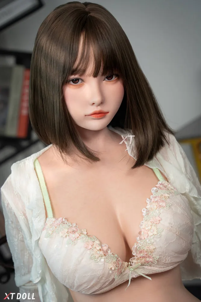 165cm/5ft5 E-cup Silicone Sex Doll – Miyu view 5