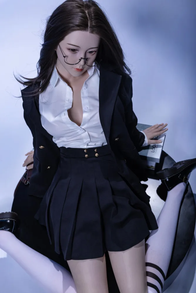 168cm/5ft6 C-cup Silicone Head Sex Doll – Marina Newton