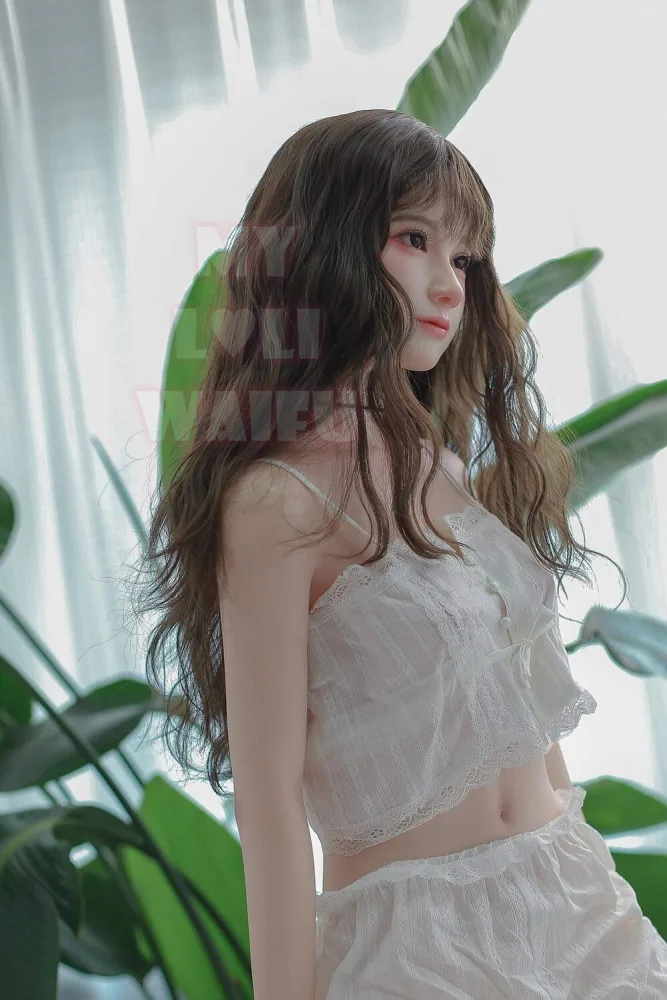 150cm/4ft11 B-cup Silicone Sex Doll – Runa view 3