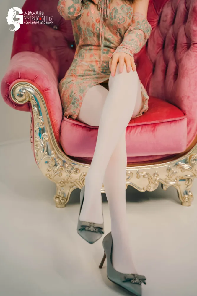 168cm/5ft6 F-cup Hyper Realistic Silicone Sex Doll – Arina view 2