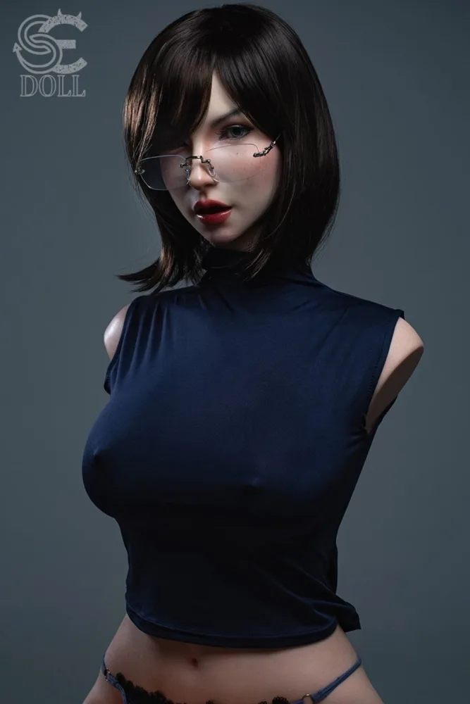 114cm/3ft9 F-cup Silicone Sex Doll Torso – Zoe Ellis.A [In Stock | US & EU Only]