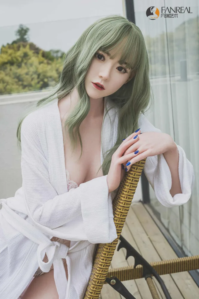 158cm/5ft2 B-cup Silicone Sex Doll – Qian