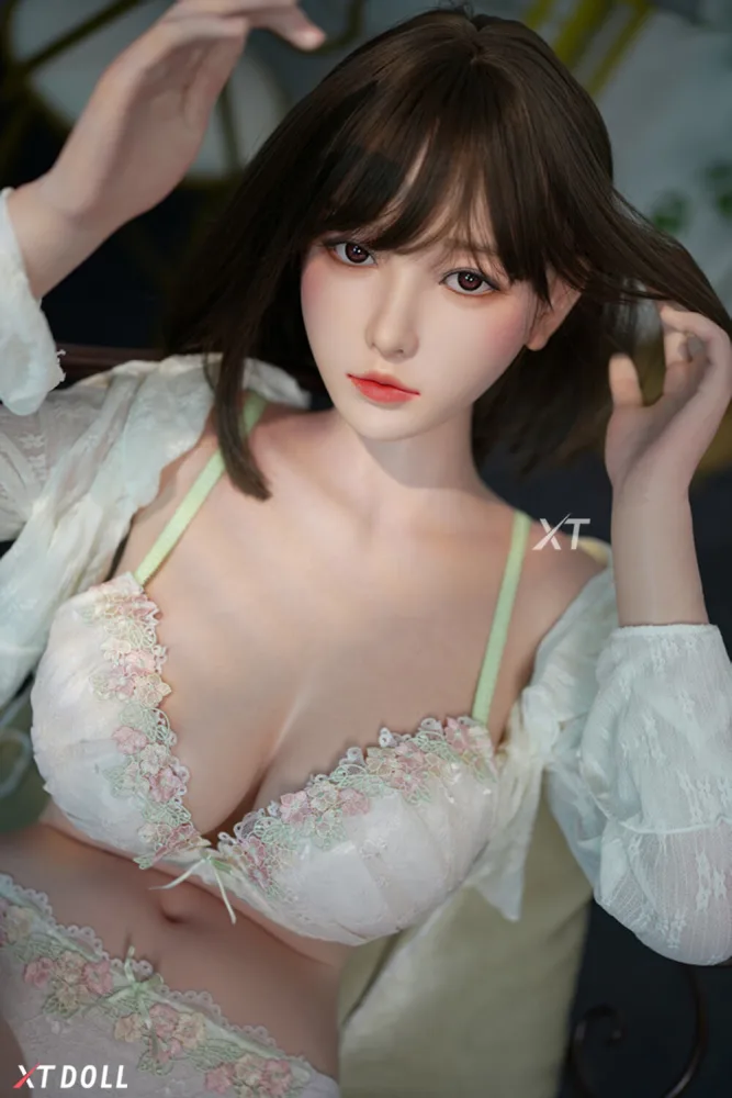 165cm/5ft5 E-cup Silicone Sex Doll – Miyu view 4