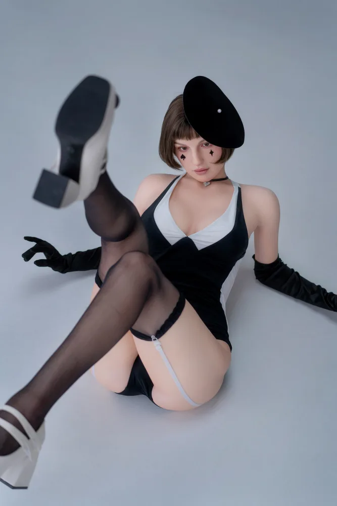 170cm/5ft7 C-cup Silicone Sex Doll – Ada Bloomfield view 8