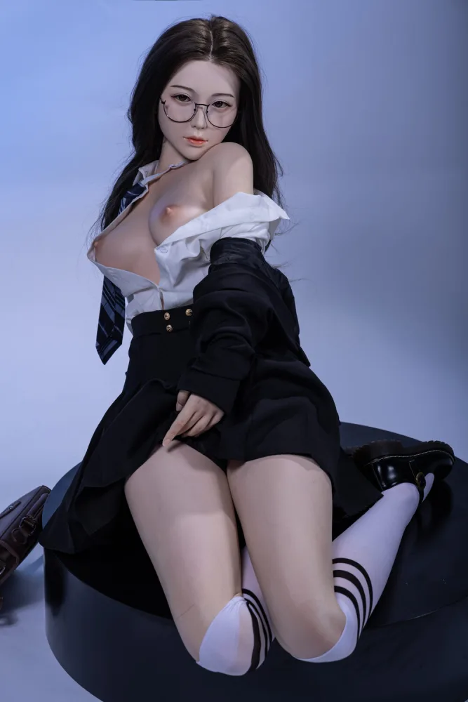 168cm/5ft6 C-cup Silicone Head Sex Doll – Marina Newton view 4