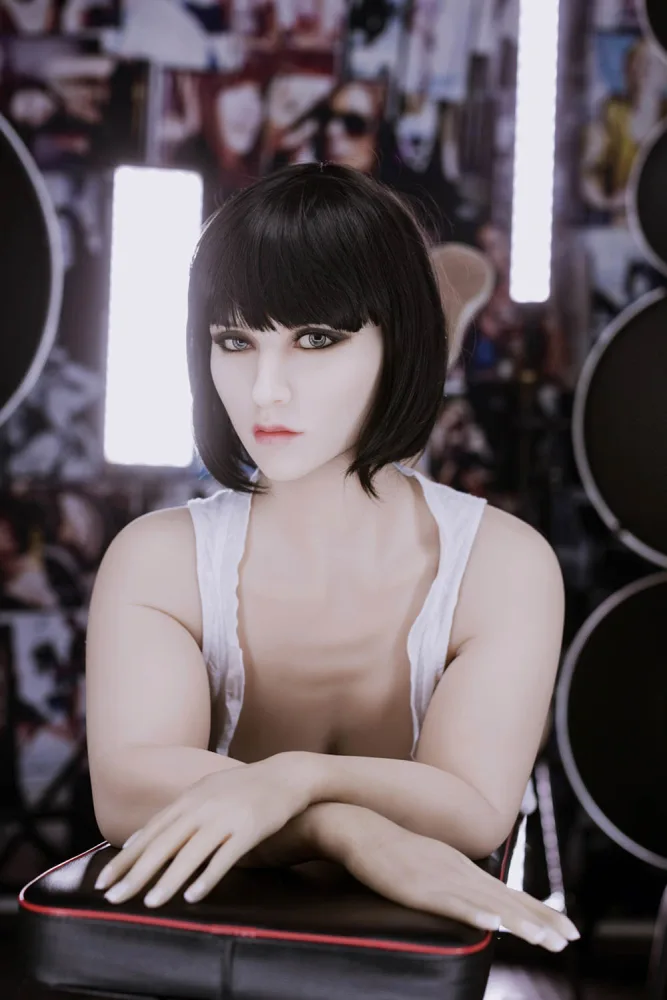 156cm/5ft1 B-cup TPE Sex Doll – Abigail view 8
