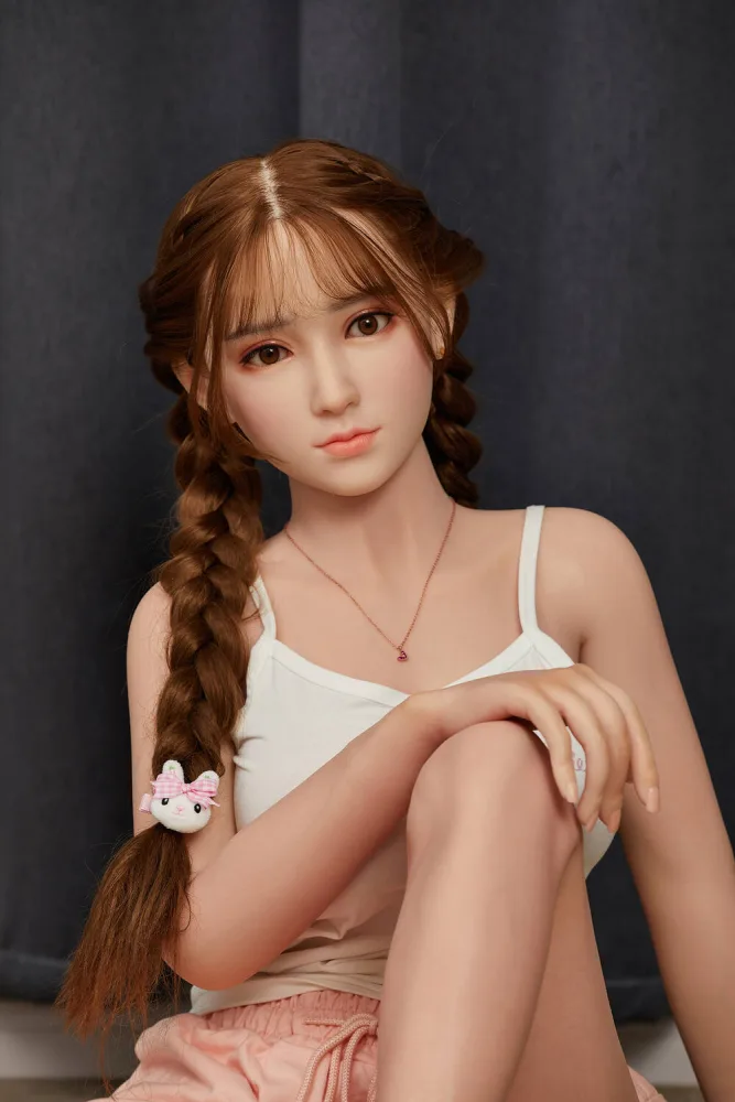 150cm/4ft11 C-cup Silicone Sex Doll – Attlee view 3