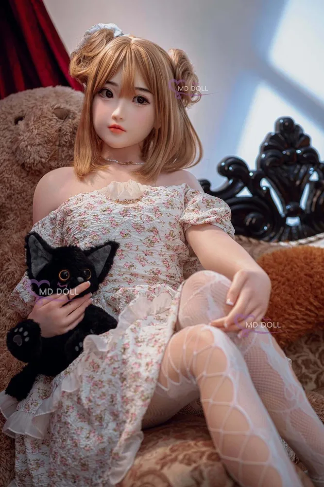 150cm/4ft11 A-cup Silicone Sex Doll – Susan view 3