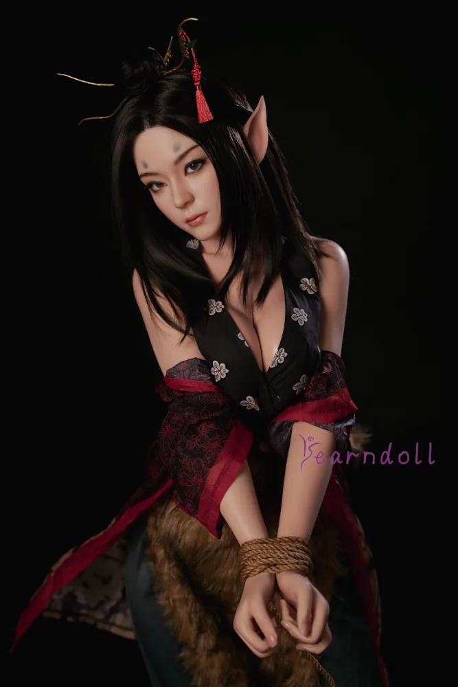 165cm/5ft5 B-cup Silicone Sex Doll – Royie (Real Skin Texture Version)