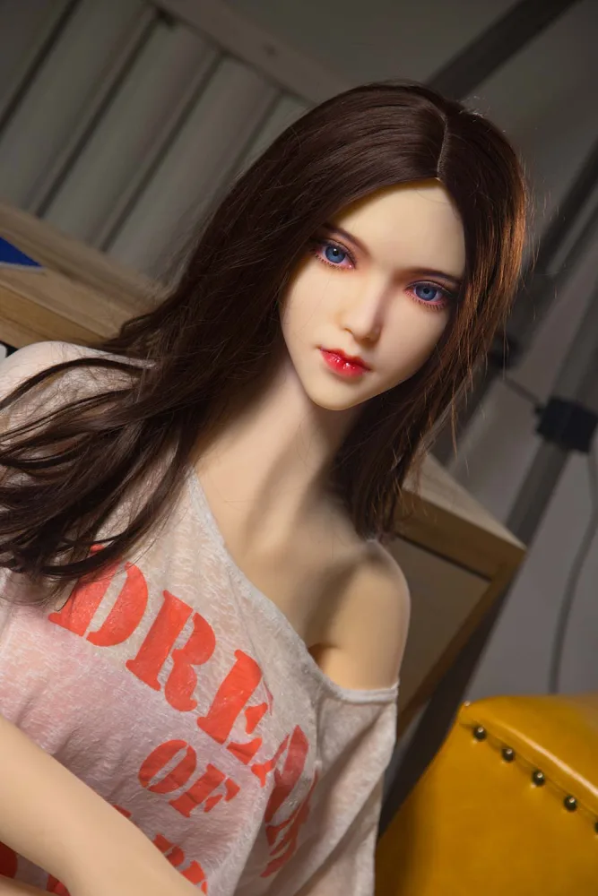 158cm/5ft2 G-cup TPE Sex Doll – Renata view 4