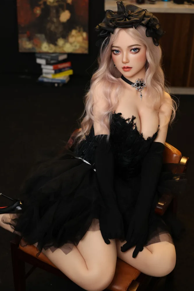 163cm/5ft4 F-cup Silicone Sex Doll – Ruoxi view 5